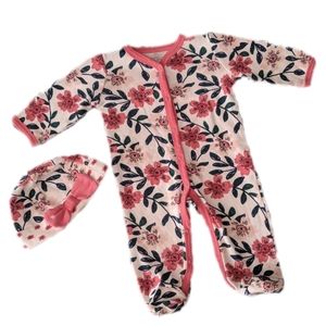 Baby Gear Footed Sleeper and Hat